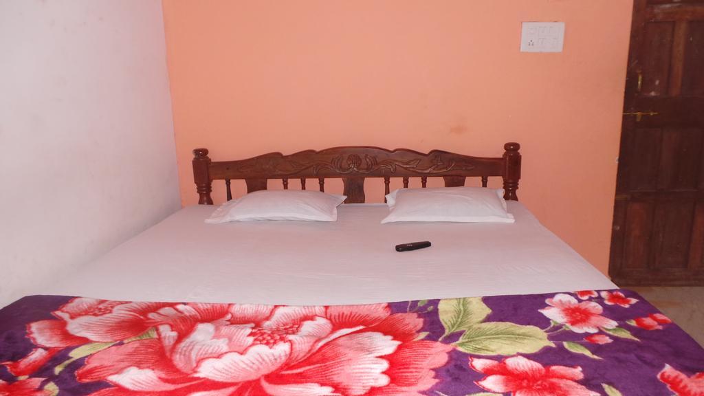 J.S Holiday Guest House Calangute Exterior foto